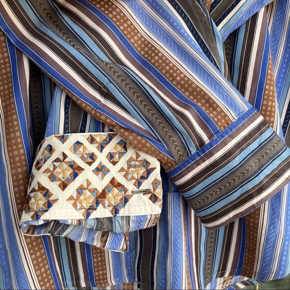 Robert Graham Striped Contrast Collar and Cuff Cotton/Silk Button Down Shirt LT - Picture 5 of 11